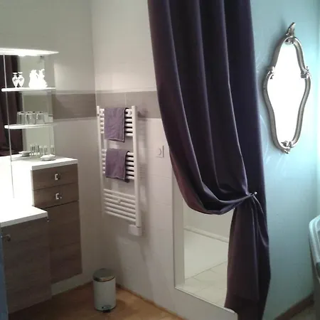 Chambres D'hotes B&B *