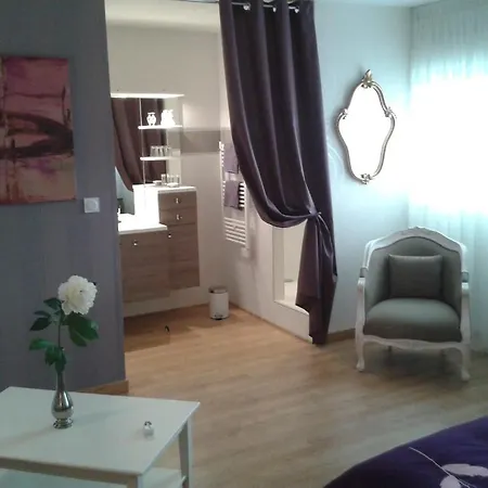 Chambres D'hotes B&B *