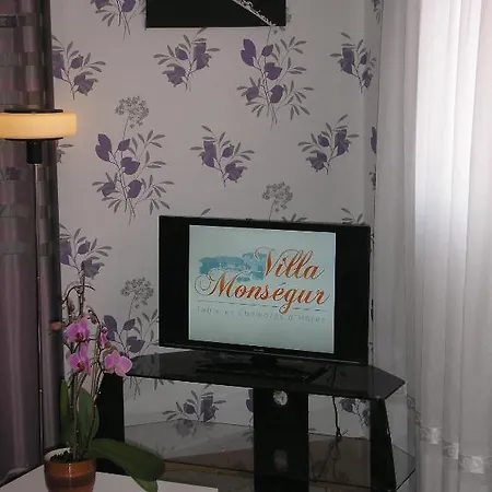 B&B Chambres D'hotes Monségur
